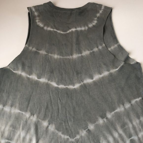 Treasure & Bond  Womens Size Small Cut-Off Sleeve Tank Top Tie Dye Green/White - Picture 9 of 11